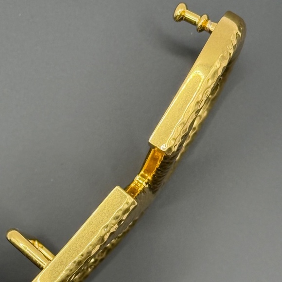 Authentic Valentino Garavani V-Logo Buckle - For 40mm Belt - Hammered Finish - Picture 2 of 5